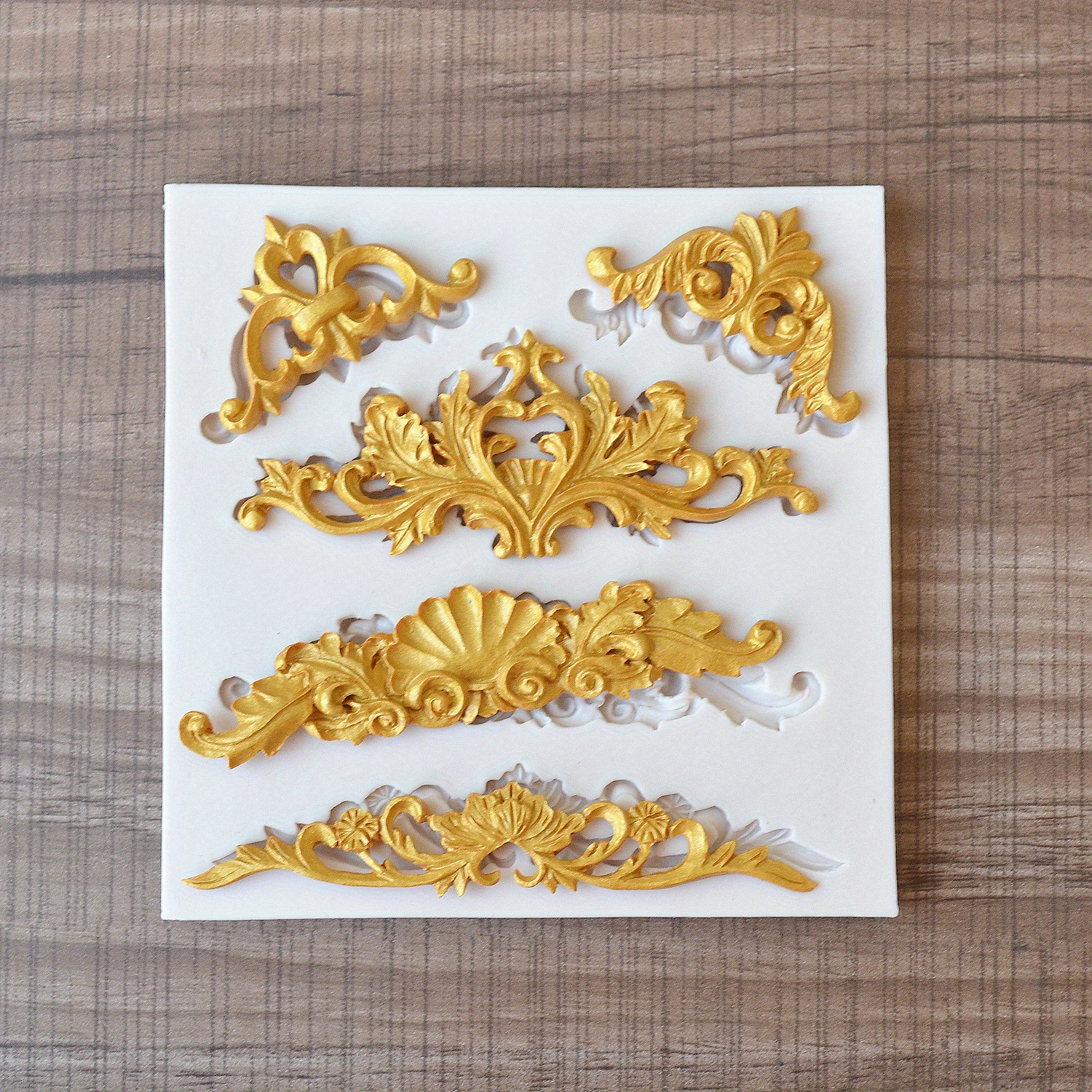 Silicone Mold With Lace Flip Sugar, European Retro Embossed Cake Mold, Baking Tool, Chocolate Mold, Kitchen Baking Accessories, Home Kitchen Supplies