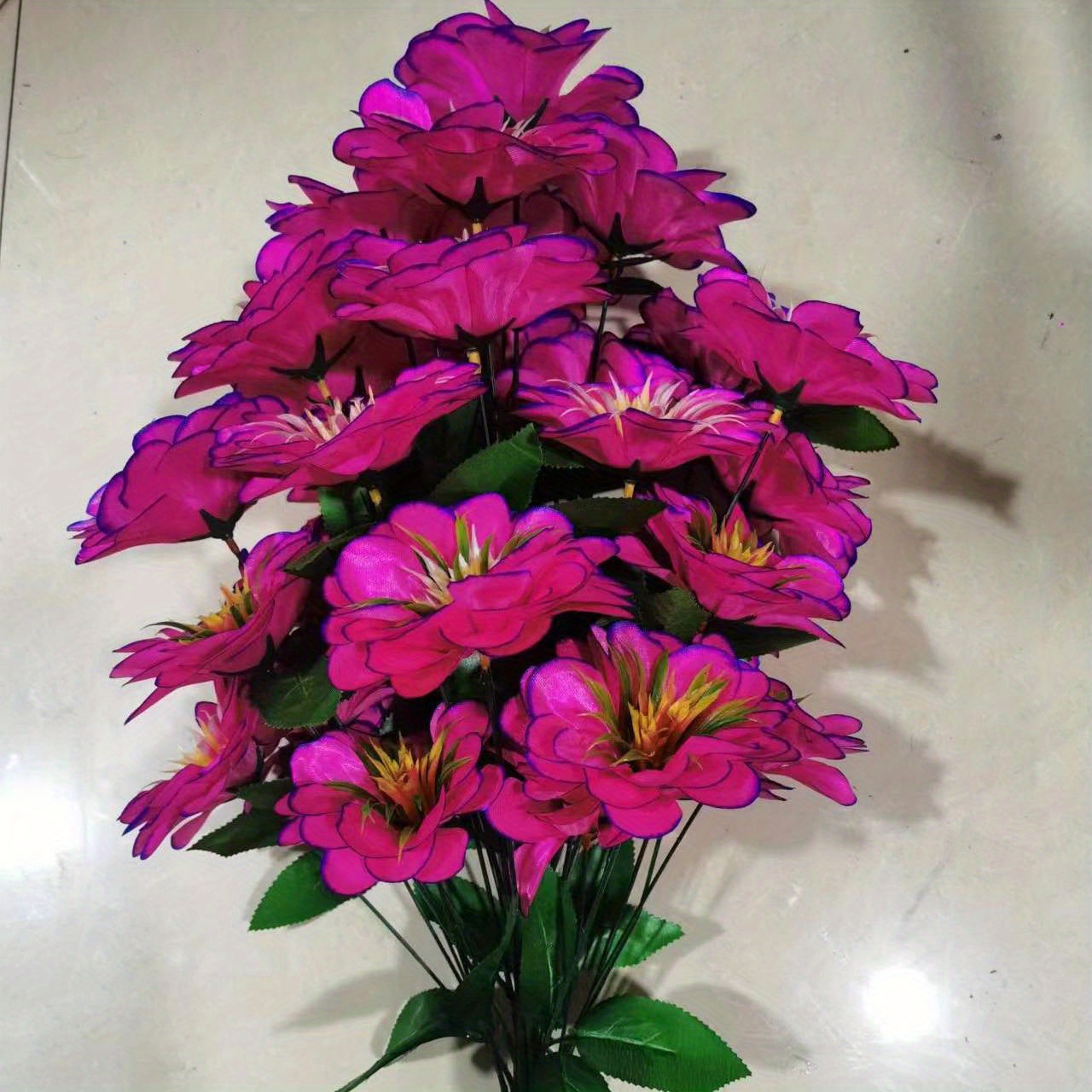 E-shop 36-Kopf Lebendiges Rosa Künstliches Chrysanthemenstrauß - Prächtige Polyesterblumen für Heimdekoration, Ostern, Gedenktag & Mehr - Kein Behälter