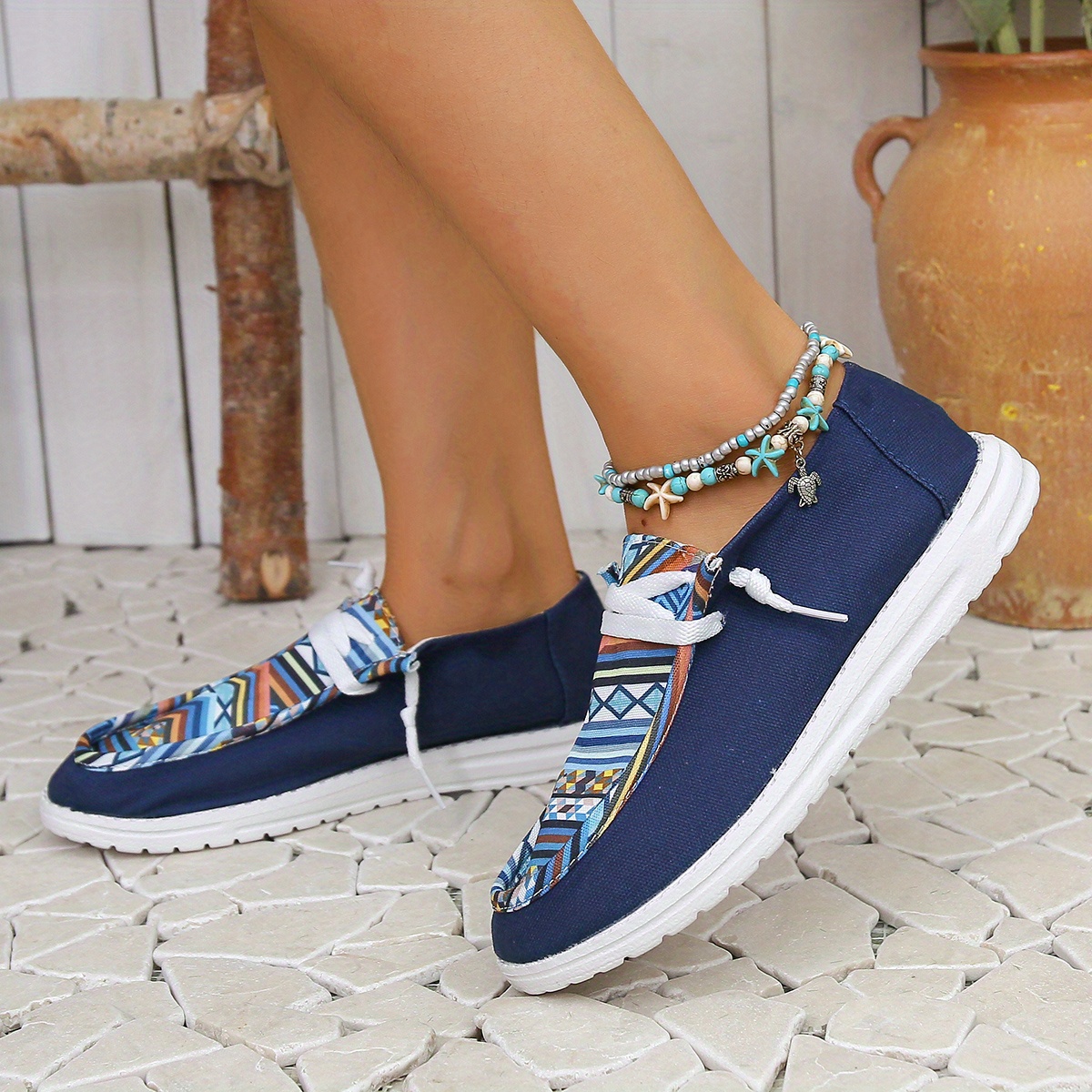Geometric Pattern Canvas Shoes Lace Up Lightweight Outdoor Walking Shoes