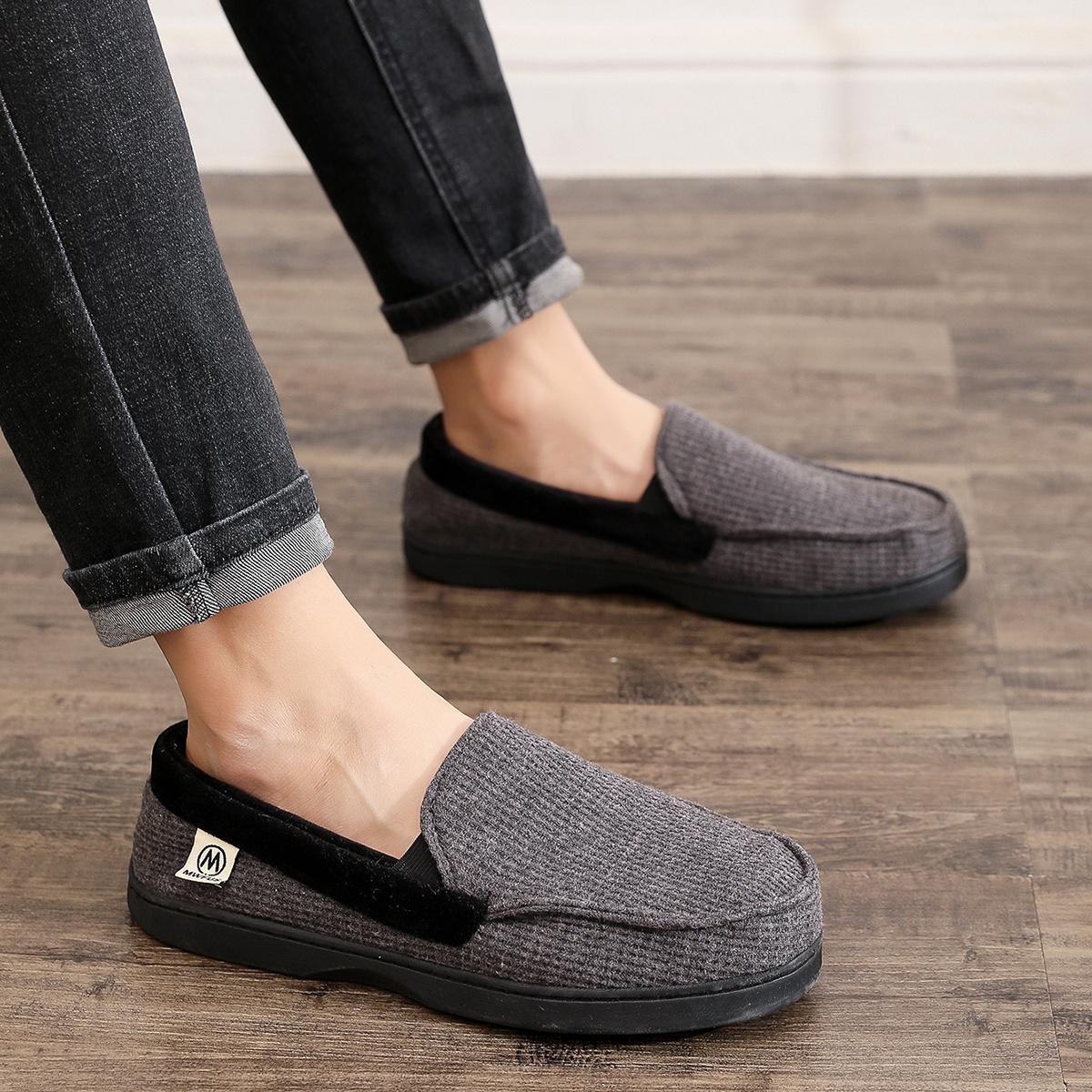 Men's Cozy Anti-Skid House Slippers with Fuzzy Lining