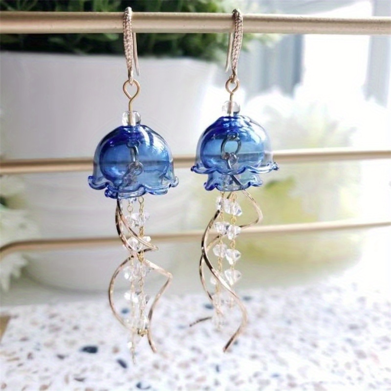 A Pair Glass Dangle Jellyfish Earrings