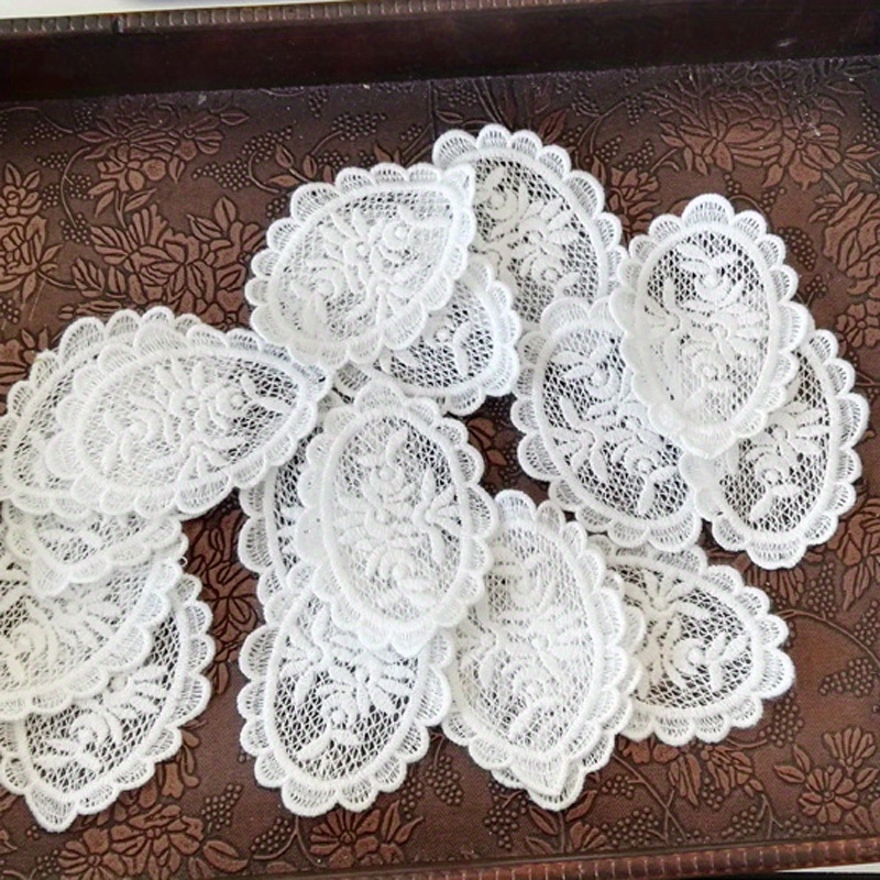 E-shop 10 Weiße wasserlösliche Blumen, dreidimensionale Hohlsaum-Stoffapplikationen, DIY-Spitzenaccessoires, Patch-Applikationen