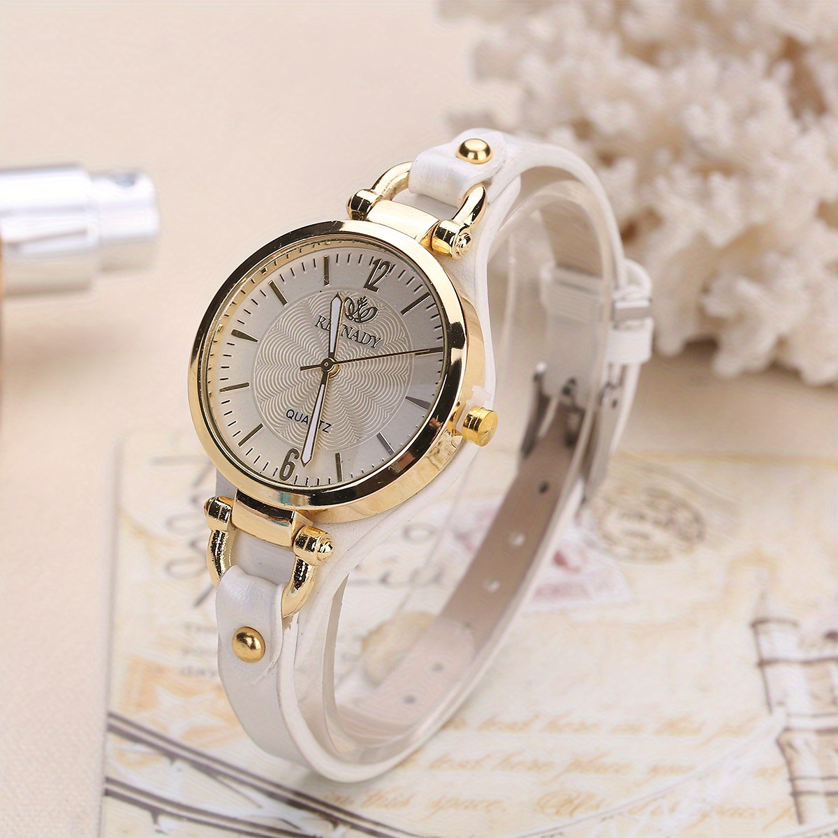 Relojes con correa de piel para un look clásico y MUY atractivo