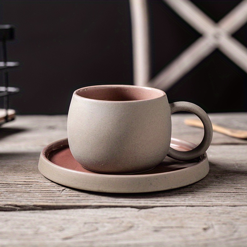 juego de taza para café o té. tazas de color en estilo de arte