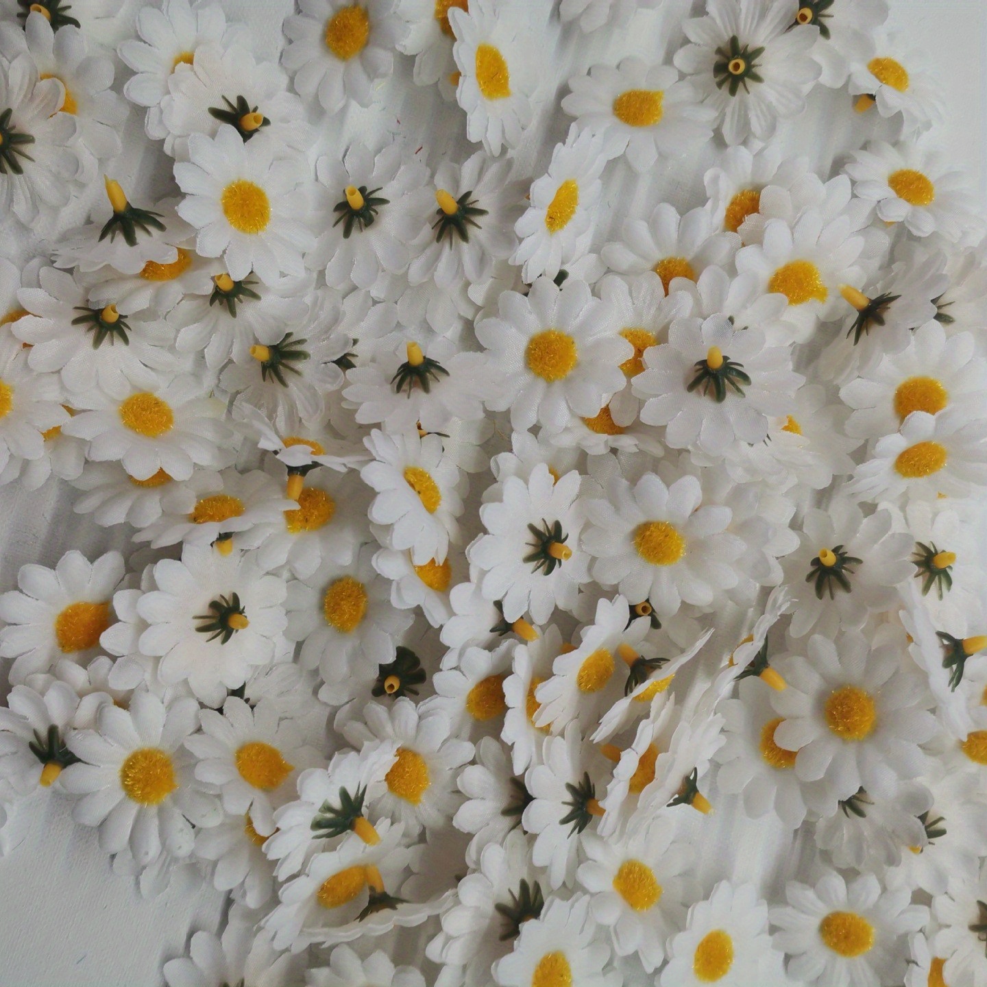 30CM Silk Daisy Small Fake Flowers Head For Wedding, DIY Wreath, Scrapbook,  And Craft Decoration From Nanguaguo, $10.65
