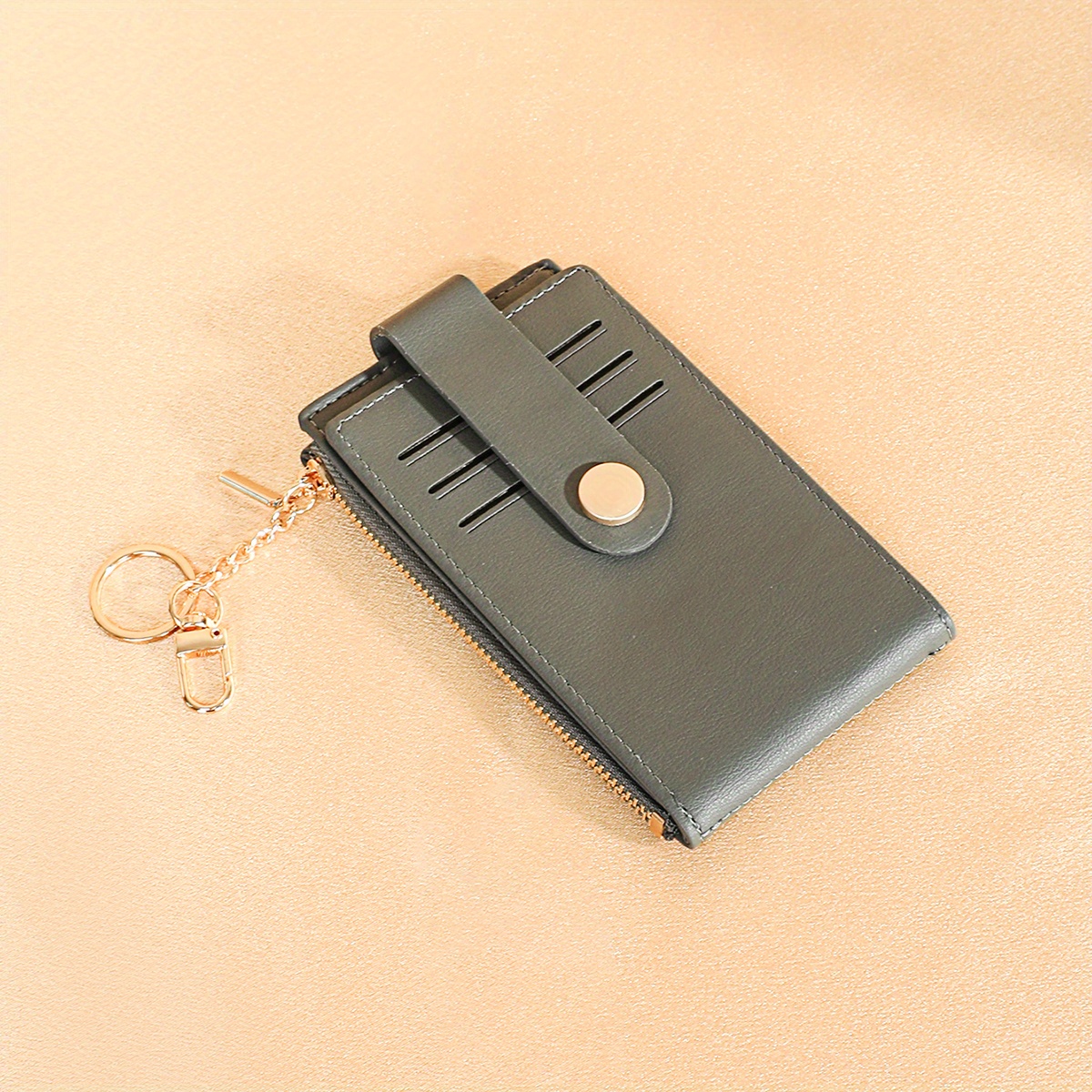 ミニマリストカードケース、ボタン付きのバイフォールドクラッチ
