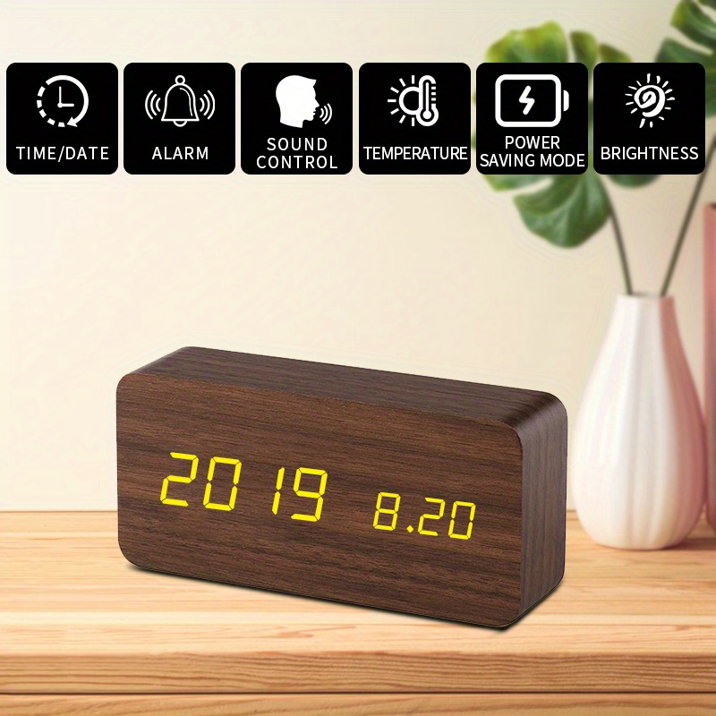 Petite table Multificational Horloge numérique avec alarme et Backlits pour  la maison - Chine Réveil et Bureau Horloge prix