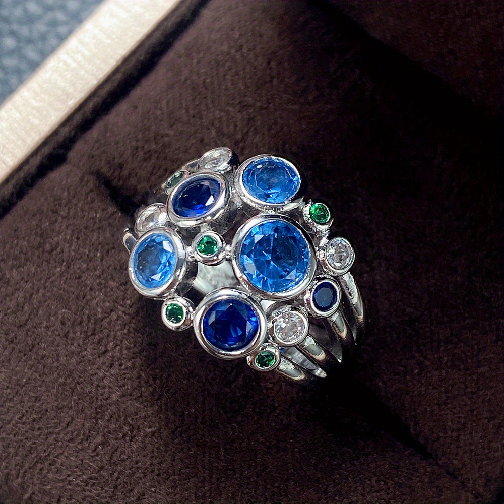 Image of Exquisite Hollow Circle Synthetic Zirconia Engagement Ring For Women, Stylish And Unique, Versatile Jewelry Piece