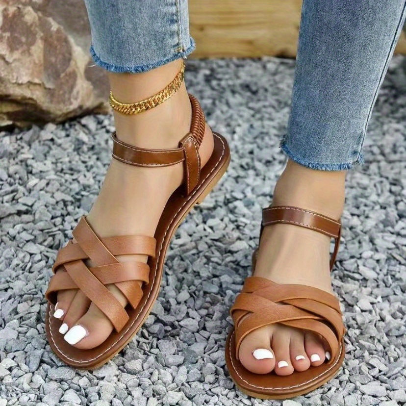 Light hot sale summer sandals