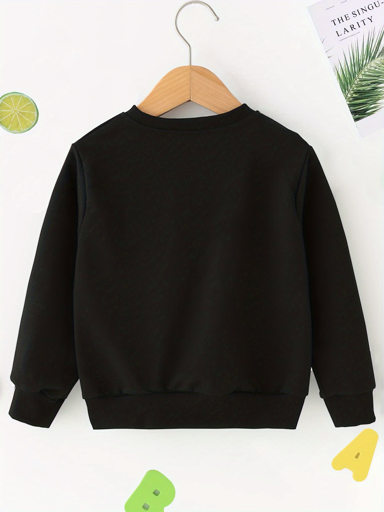 Boys Printed Round Neck Sweatshirt - Black