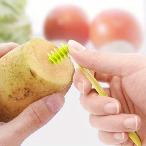 1pc Rotating Potato Slicer, Manual Twisted Potato Chipper