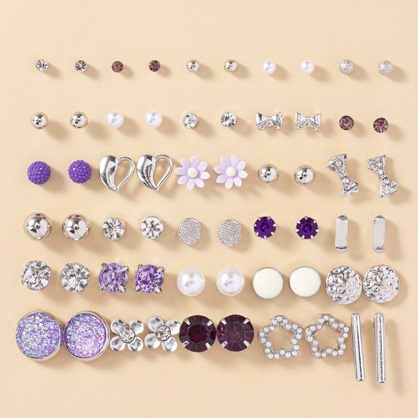 30 Pairs Non-repeating Women's Stud Earrings Purple Flowers Cute Exquisite Heart-shaped Stud Earrings Set Gift