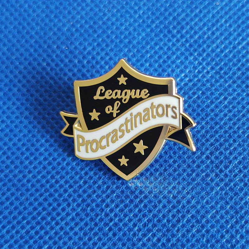 E-shop Anstecknadel der DadeTCDF Liga der Aufschieber, Legerter Stil Legierungs-Brosche, Modisches Anstecknadel für Hemden, Schmuckgeschenk für