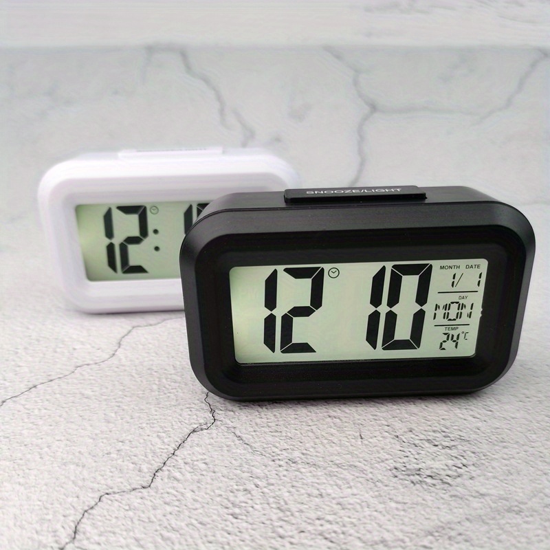 1pc Reloj Despertador Simple Reloj Digital, Pantalla Lcd Temperatura  Retroiluminación Fecha Siesta, Reloj Mesa Electrónico Mudo, Baterías No  Incluidas, Decoración Habitación, Decoración Hogar - Hogar Cocina - Temu  Spain