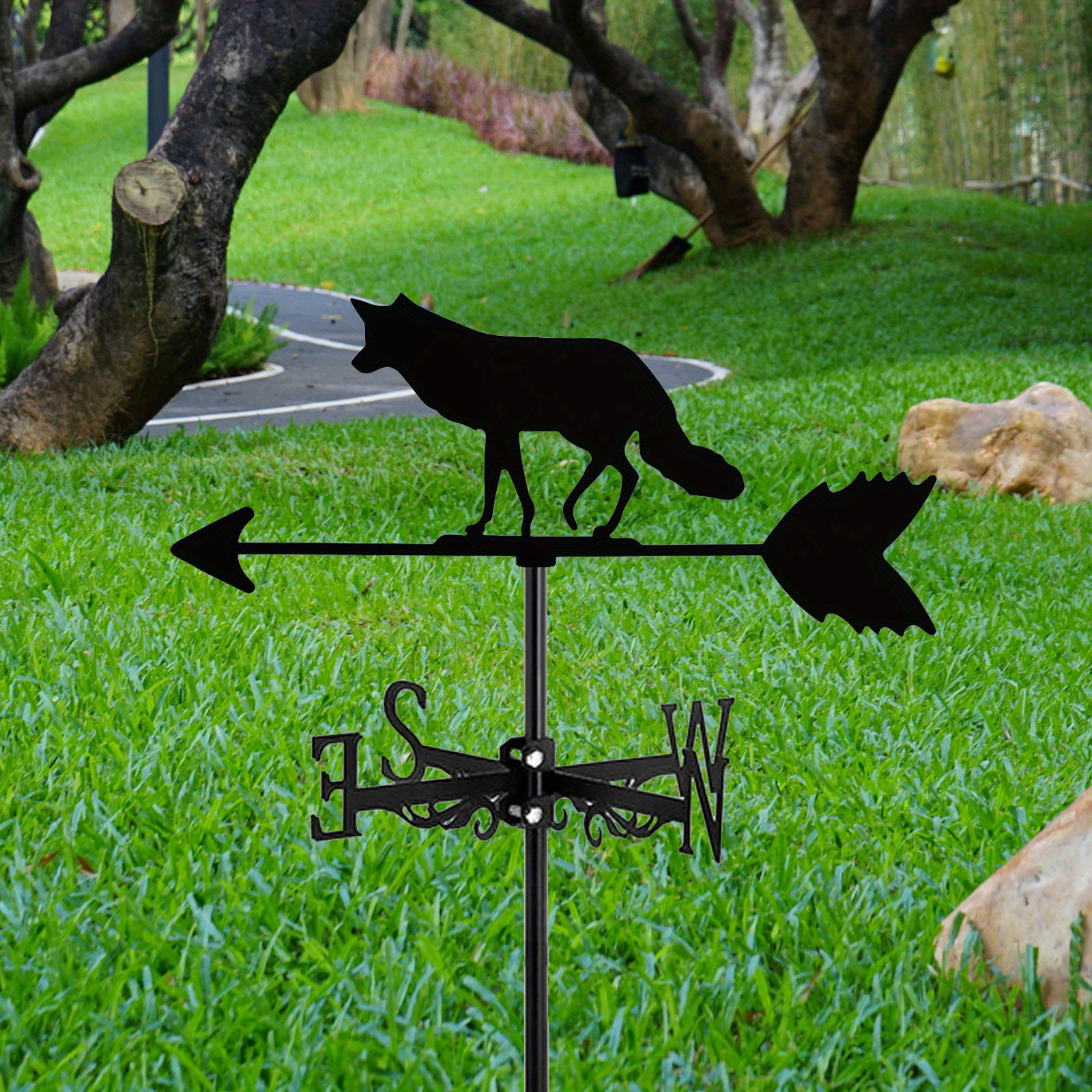 1pc Wolf Metal Weathervane Art Weather Vane With Roof Mount Roof Garden