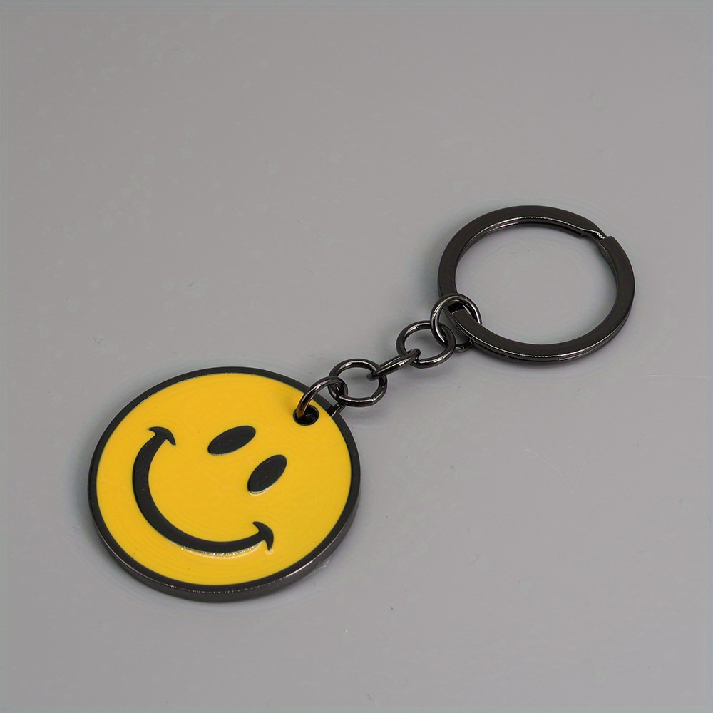 1pc Happy Face Keychain Golden Keyring, Bag Pendant Accessories, For Men