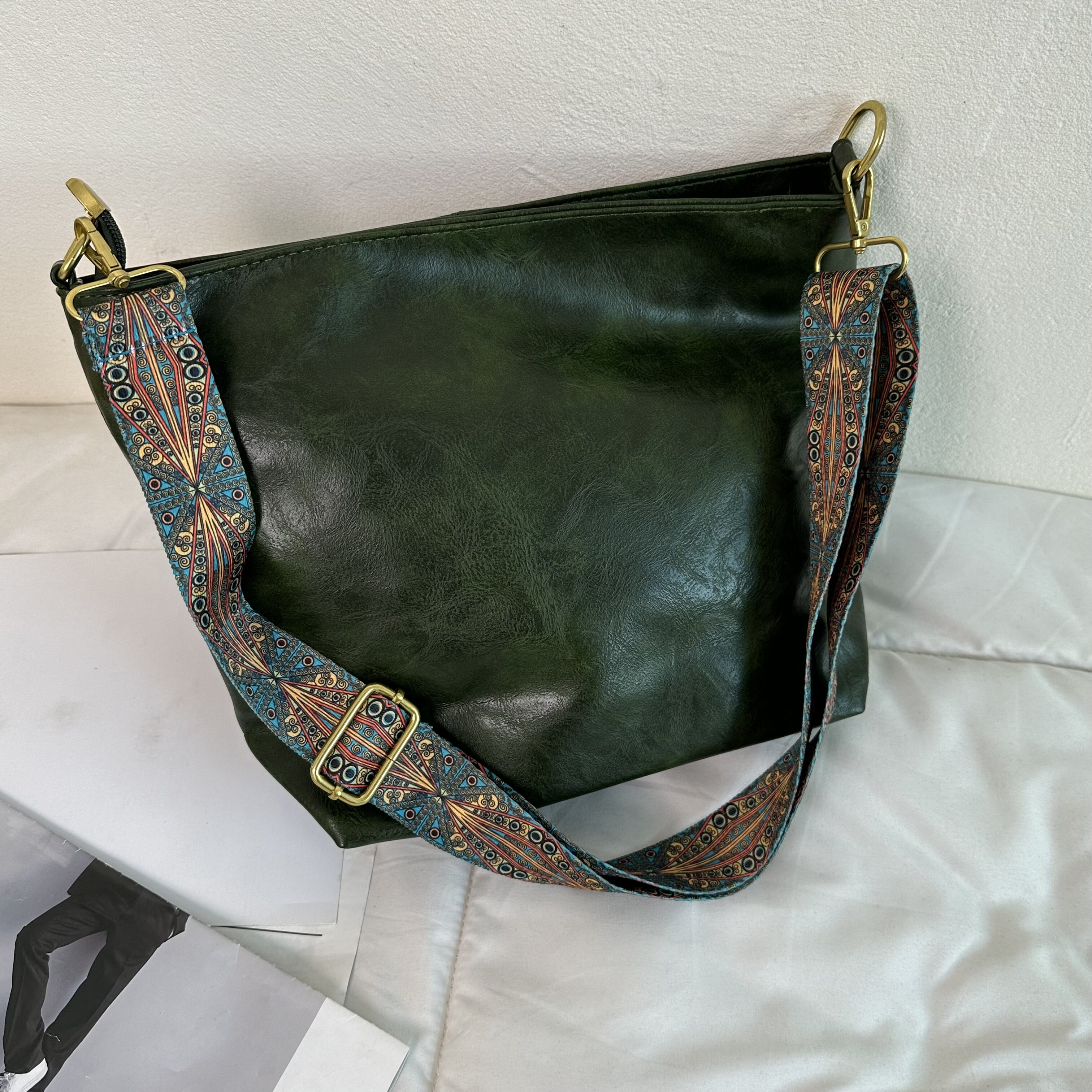 Pre-owned 2013 Métis Hobo Bag In Brown