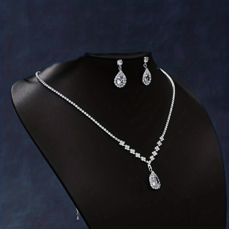 Parure De Bijoux Traditionnels Edelweiss Pour Femme - Collier Ras Du Cou Et Boucles D'oreilles - Pour Fête Bavaroise, Dirndl (Noir Avec Velours)