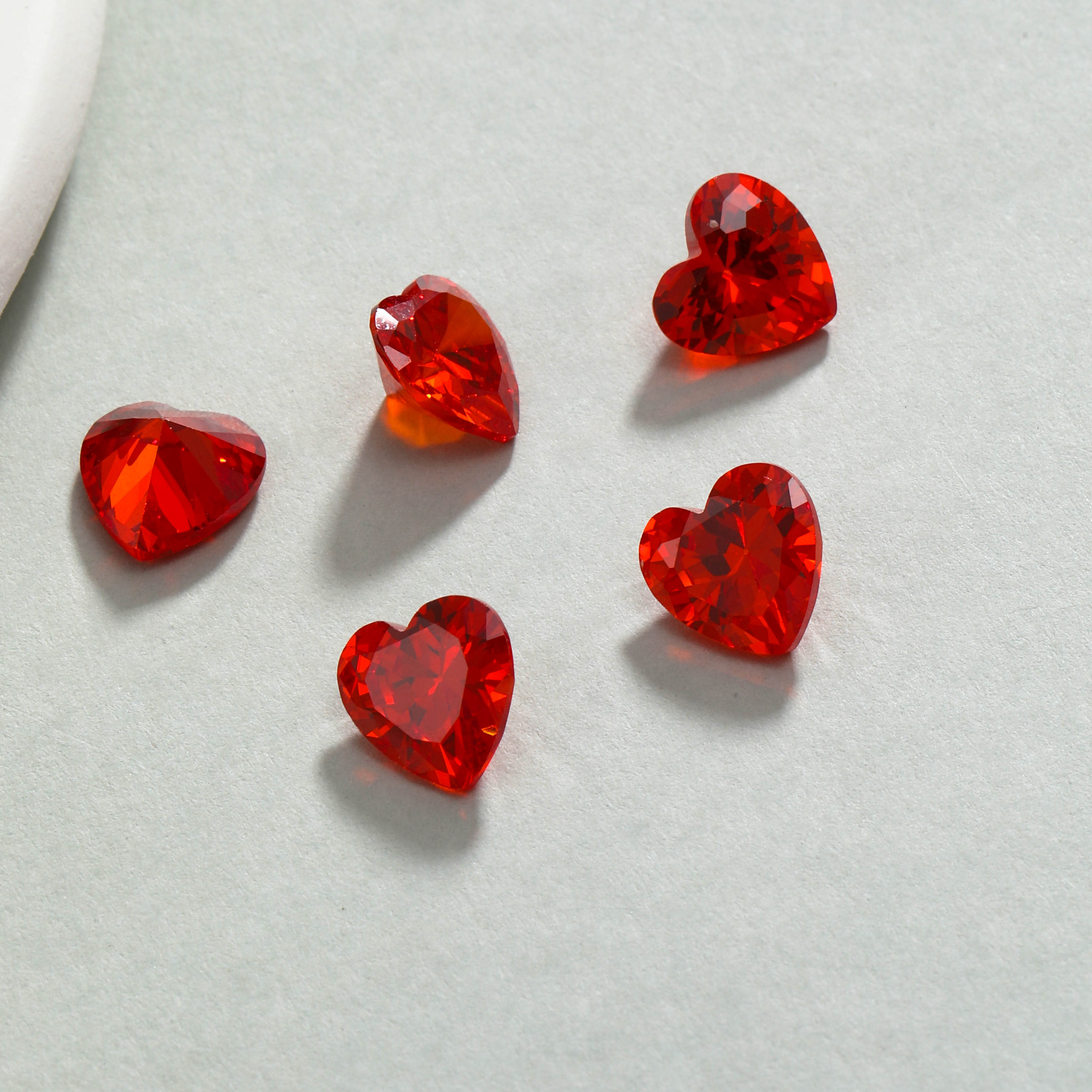 Heart with Red Crystals – FunMarkers