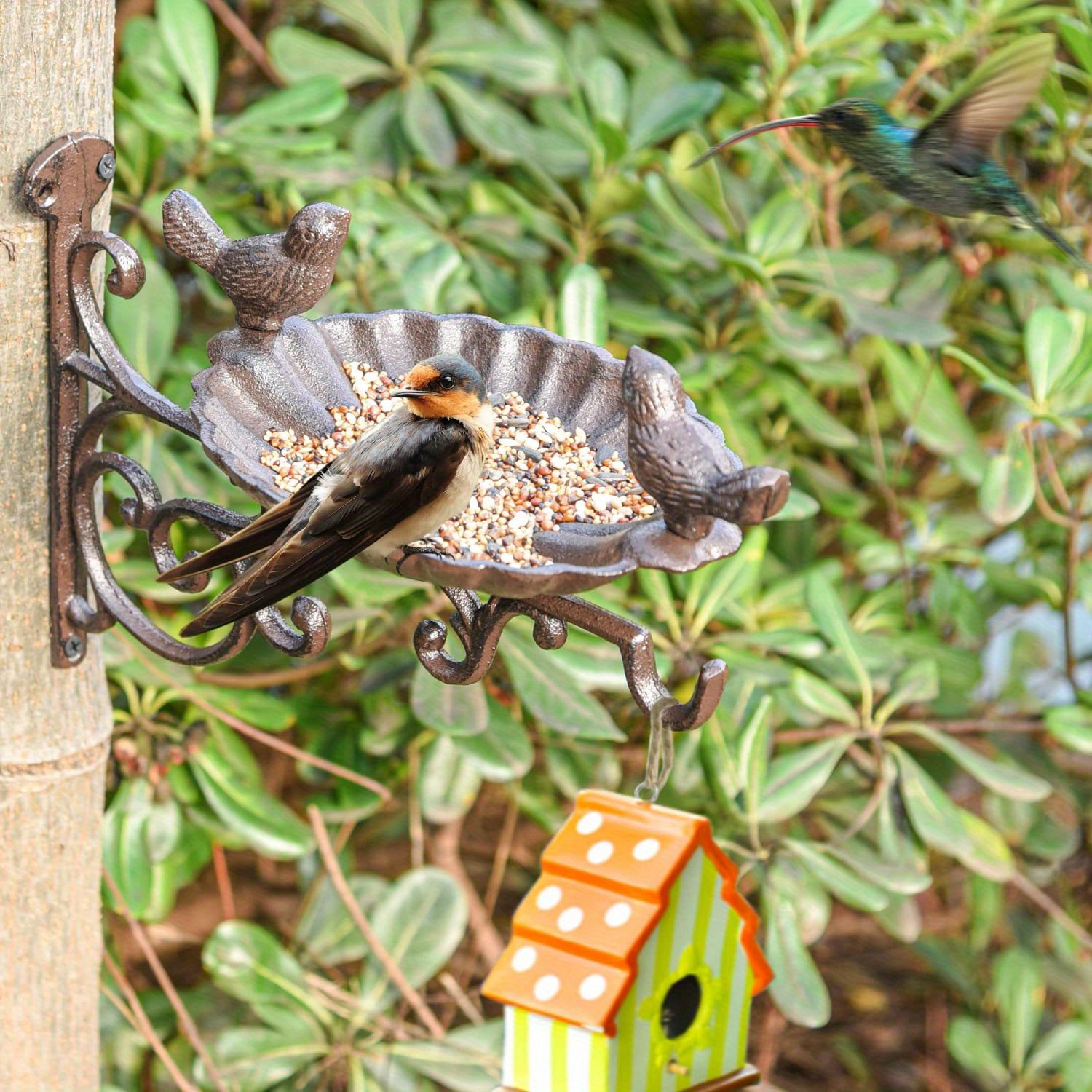 Crochet d'arbre pour mangeoire à oiseaux - GardenStuff
