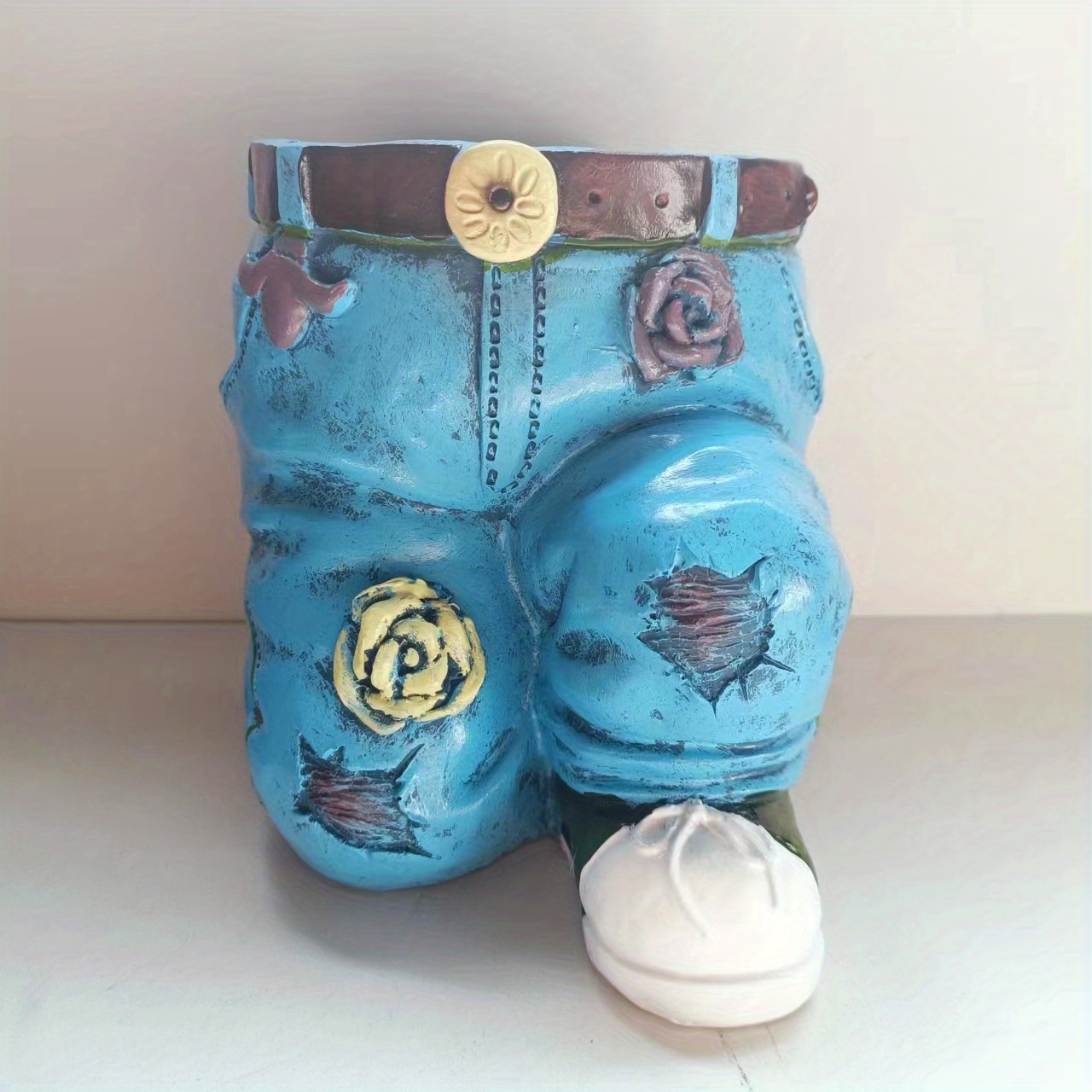 Dropship 1pc Funny Indoor And Outdoor Flower Pots Resin Denim Pants  Ornaments Creative Flower Pot Decoration Crafts Retro Garden Decoration to  Sell Online at a Lower Price