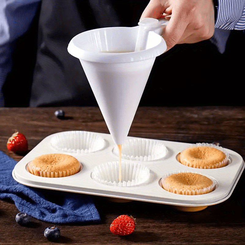 1pc Cupcake Batter Separator And Dispenser - Handheld Funnel