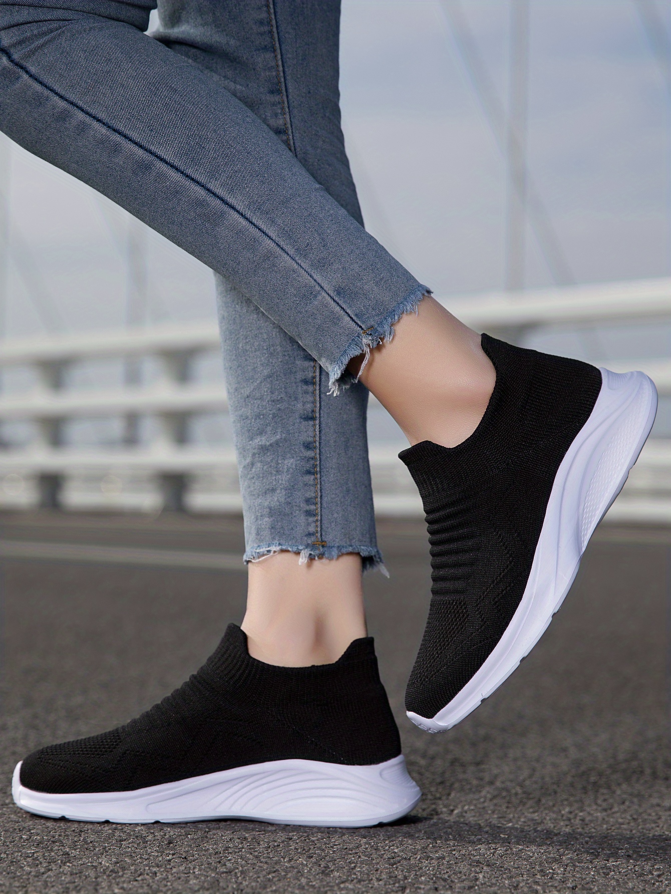 Women's Solid Color Mesh Breathable Loafers Shoes, Flat Slip On Comfortable Flying Woven Shoes, Casual Versatile Wear Resistance Walking Shoes Mama Shoes