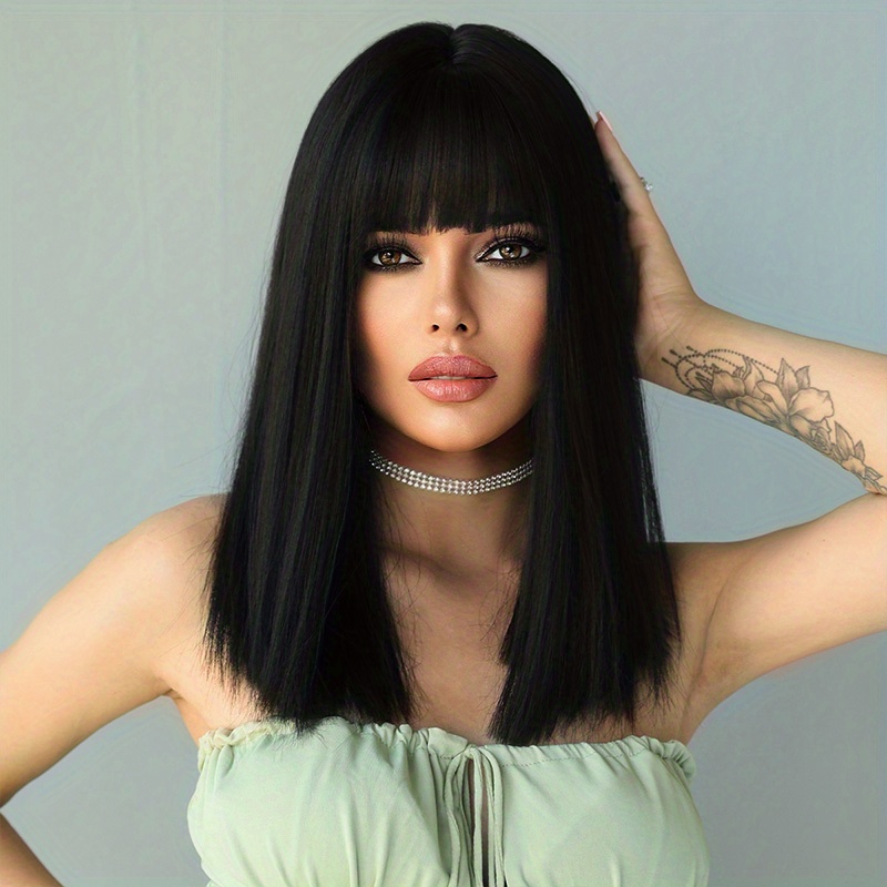 Image of Women's Mid-length Wig With Shoulder-length Blunt Cut And Air Bangs, Approximately 20 Inches Long. Glueless Synthetic Fiber Wig For Women, Suitable For Party Cosplay And Costumes