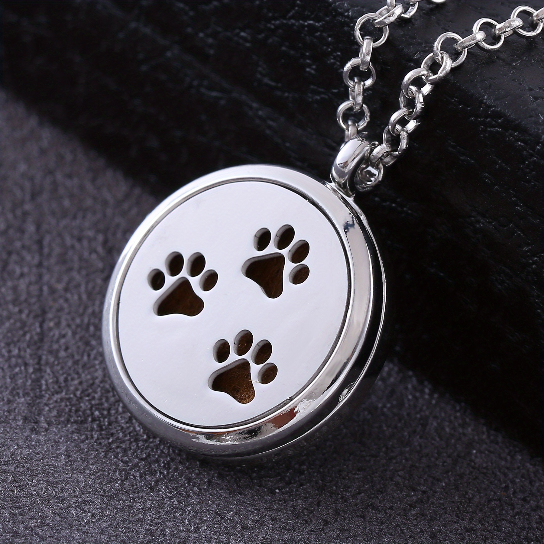 Aroma Diffuser Necklace with Stainless Steel Locket