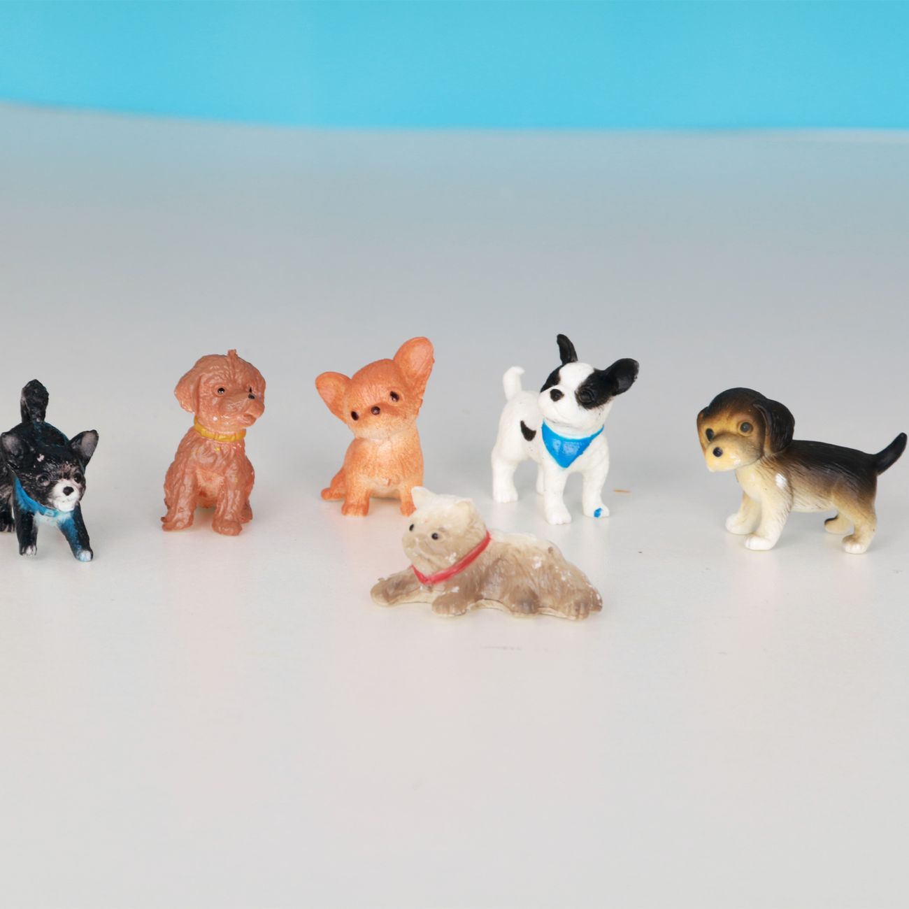 6pcs Mini Dog Figurines Playset Tiny Dogs Cat Animals Toy Set Dollhouse  Family Set Pretend Play Figures Role Play Mini Animal Figure Cat Figures  Birthday Gift For Kids Toddlers Desk Decoration -