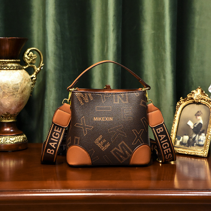 Louis Vuitton, Bags, Gorgeous Vintage Mini Bucket Pm Bag