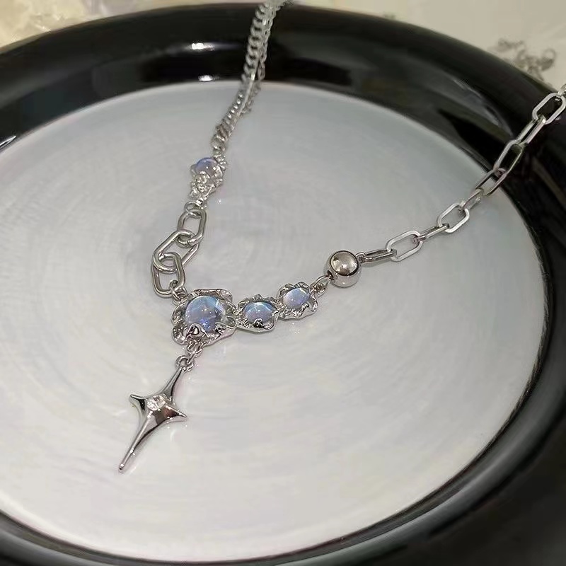 Rocket Necklace- Necklace Chains for Women – TrendingAbove