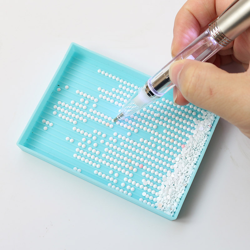 DIY Diamond Painting Tool Luminous Point Drill Pen Magnifying Glass  Luminous Lighting Sticker Drill Tool - AliExpress