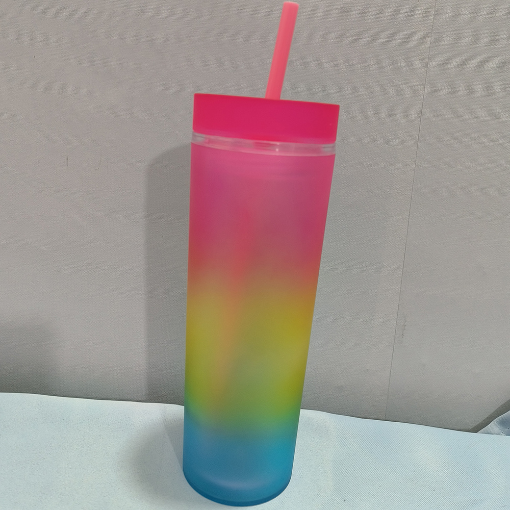 23.6oz Color Changing Cups with Lids and Straws Plastic Cups Reusable  Tumbler with Lid and