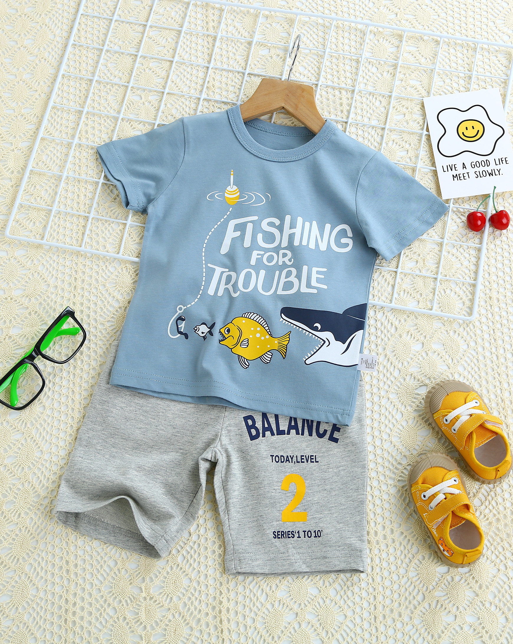 Boys Cartoon Fish And Shark Fishing For Trouble Casual Outfit Round Neck  T-shirt & Shorts For Summer Kids Clothes