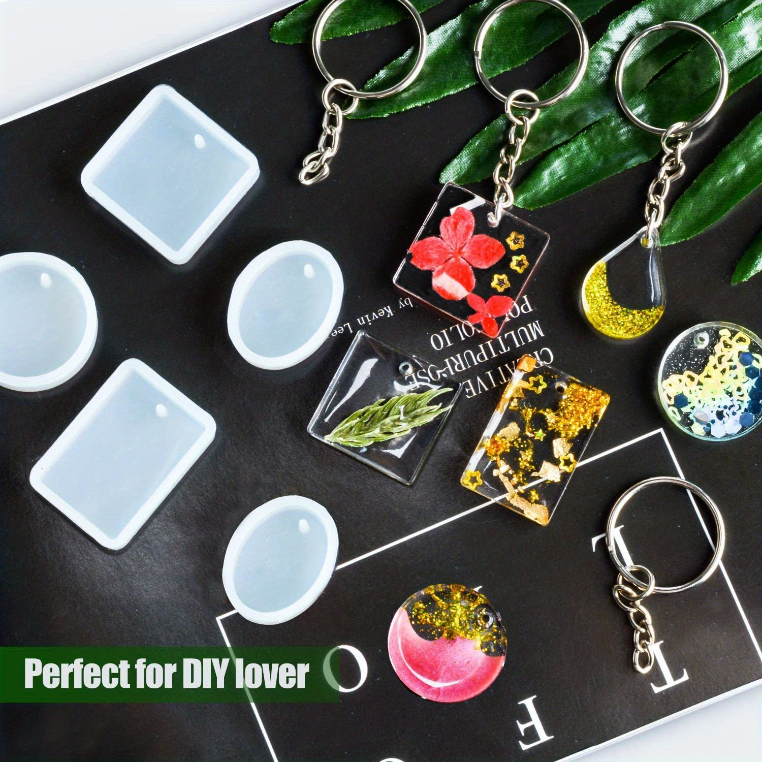 Silicone keychain with resin molds