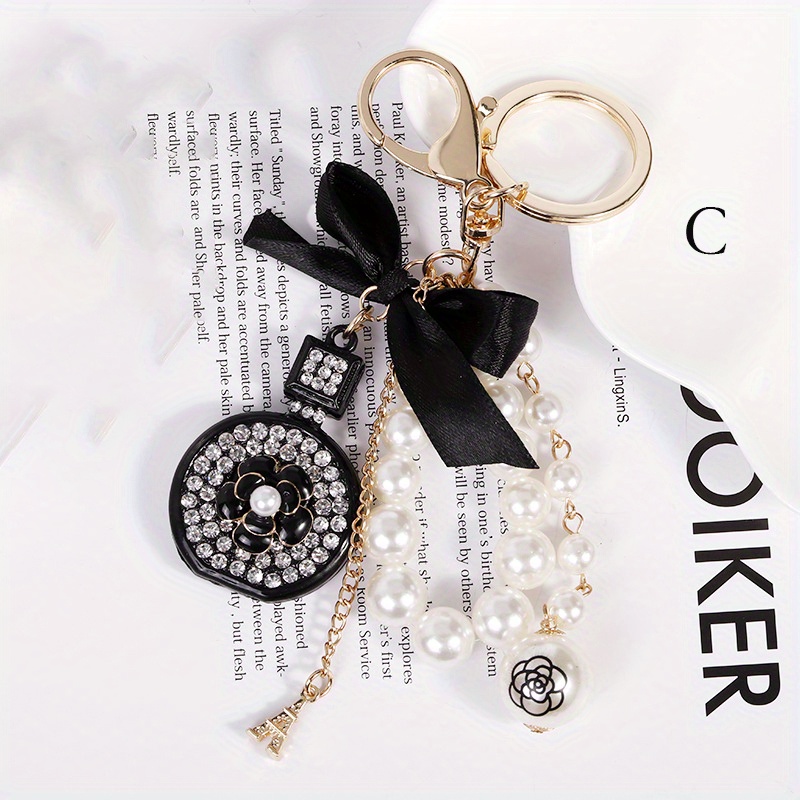New Fashion Fabric Pearl Keychain With Flower From Lasjoyasmejores, $2.45