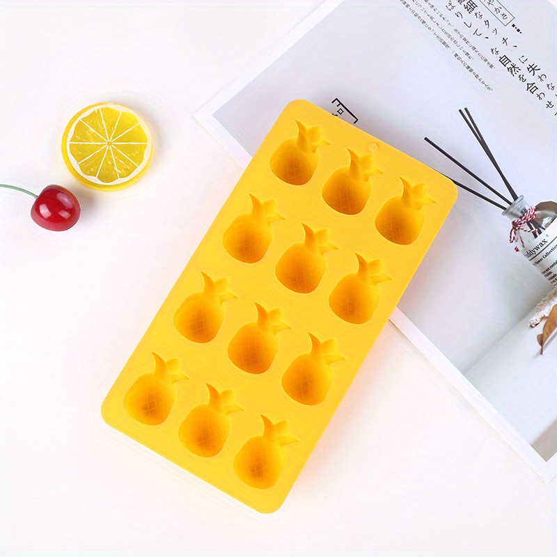 New Silicone Ice Tray Fairy Grass Pineapple Penguin Household Ice Box  Creative Ice Maker Ice Cube Mold