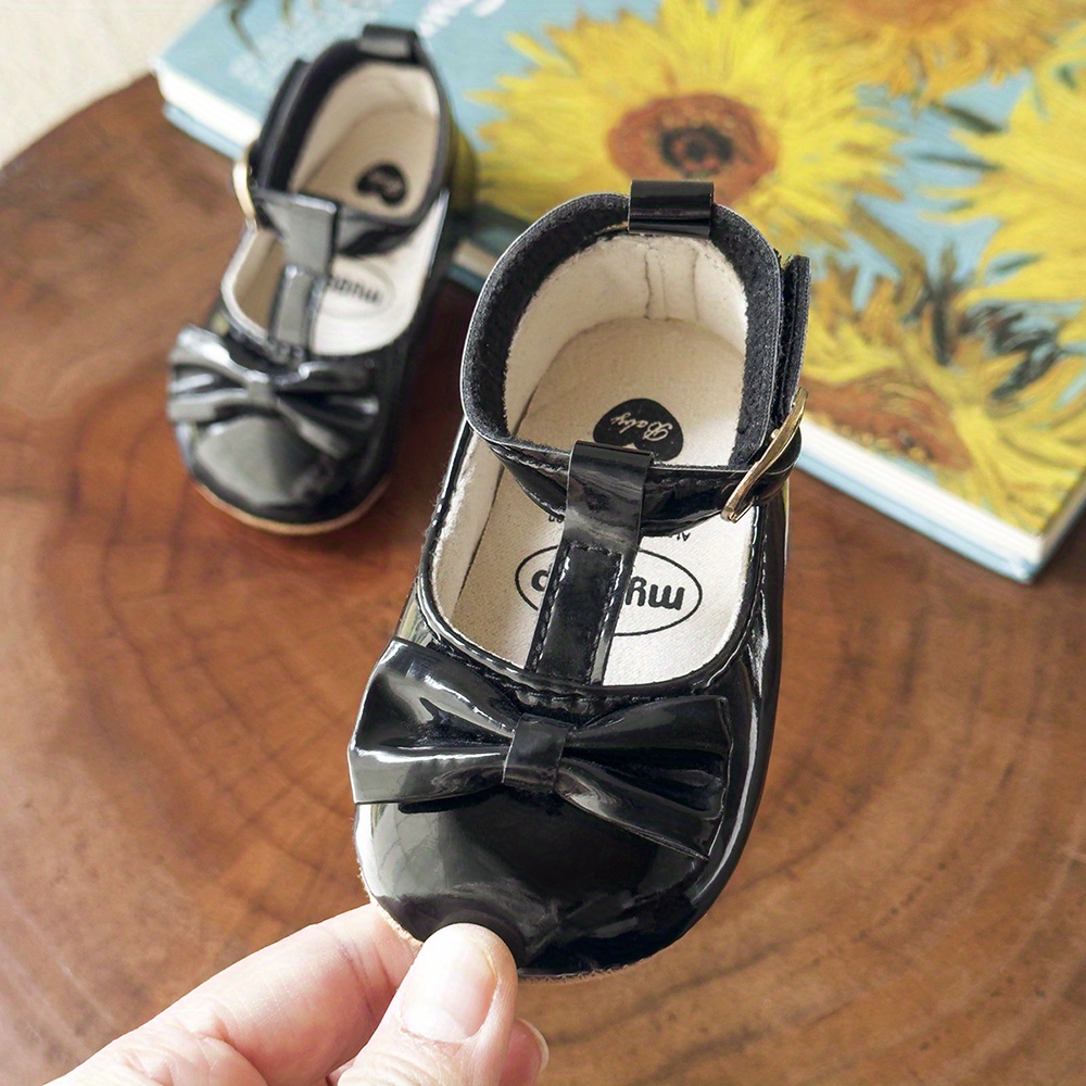 Baby girl black hot sale patent leather mary janes