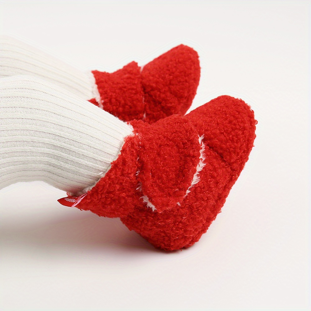  Zapatos de tira de Navidad para bebés, niños y niñas, calcetines  de suela suave, antideslizantes (rojo, 12-18 meses) : Ropa, Zapatos y  Joyería