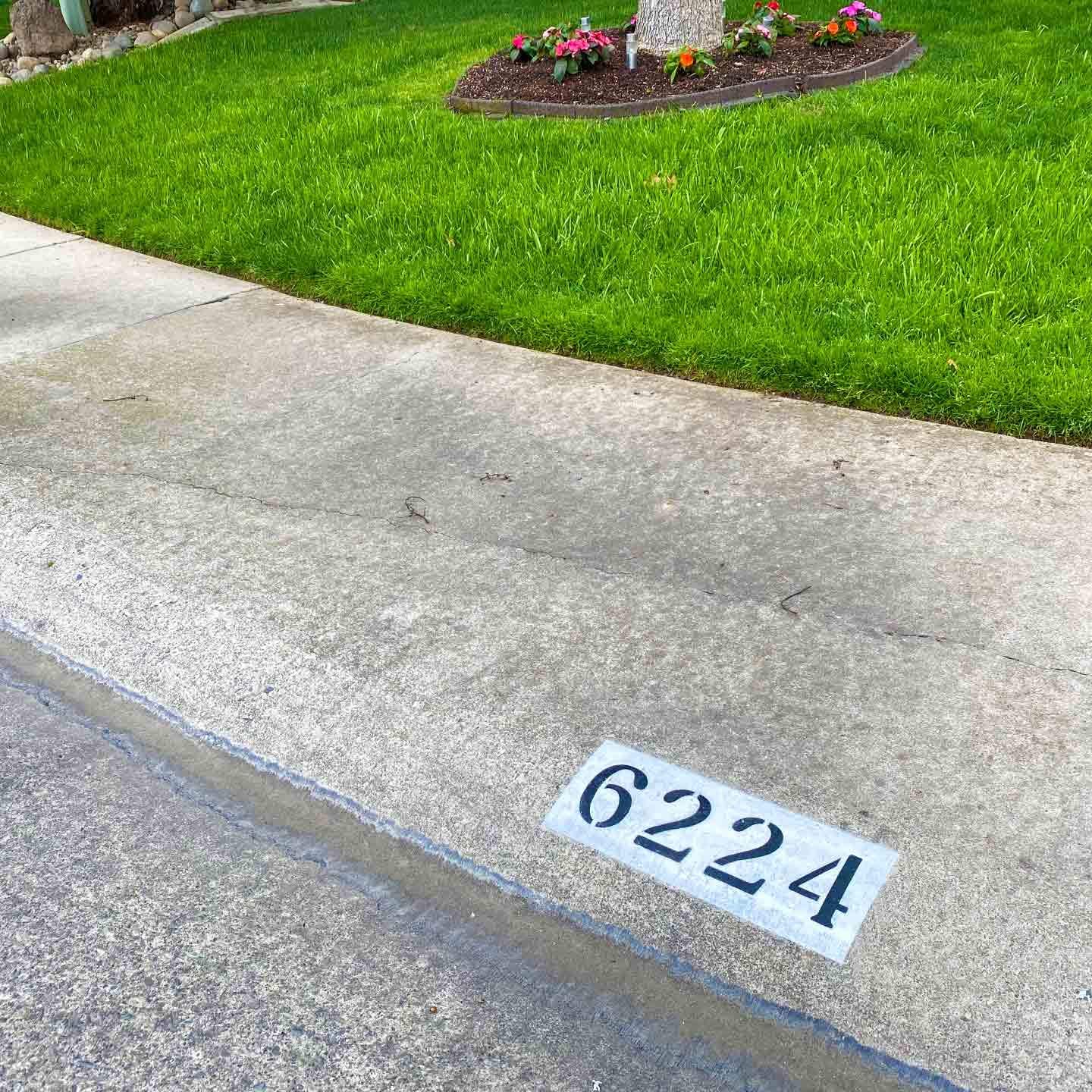 Number Stencils 4 inch Curb, 20PCS 0-9 Address Curb Stencil Kit Reusable  Plastic Numbers Interlocking Stencils with 2 Rolls Masking Tape for  Painting