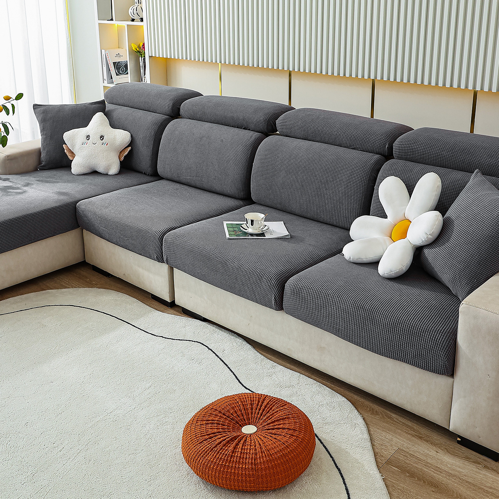 Cuscino da divano: un tocco di stile - AVECASA