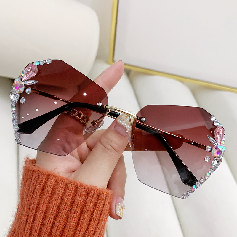 Oversized Rhinestone Sunglasses UV Protection Shades Eyeglasses
