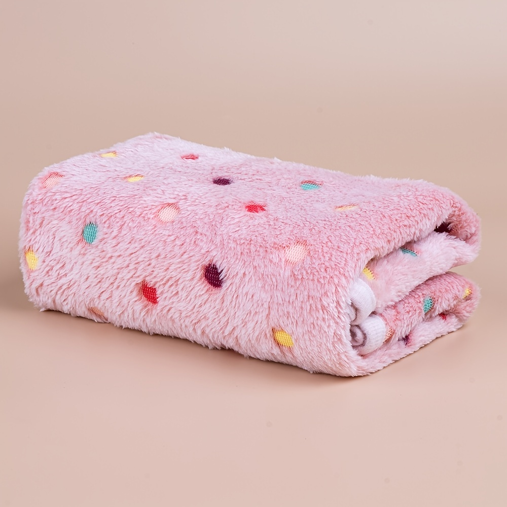 

Cozy Fleece Pet Blanket For Dogs And Cats - Soft And Warm Blanket For Cold Weather - Perfect For Snuggling And Napping