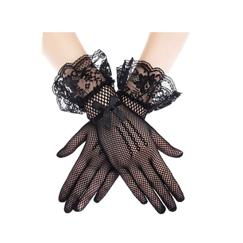 How to wear tricky items: black lace gloves – Nessbow