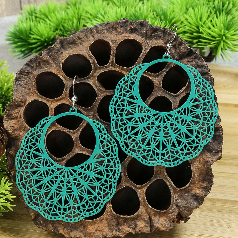 Bohemian Style Women's Earrings Colorful Thin Round Hollow Pendant Earrings Set Single Pair
