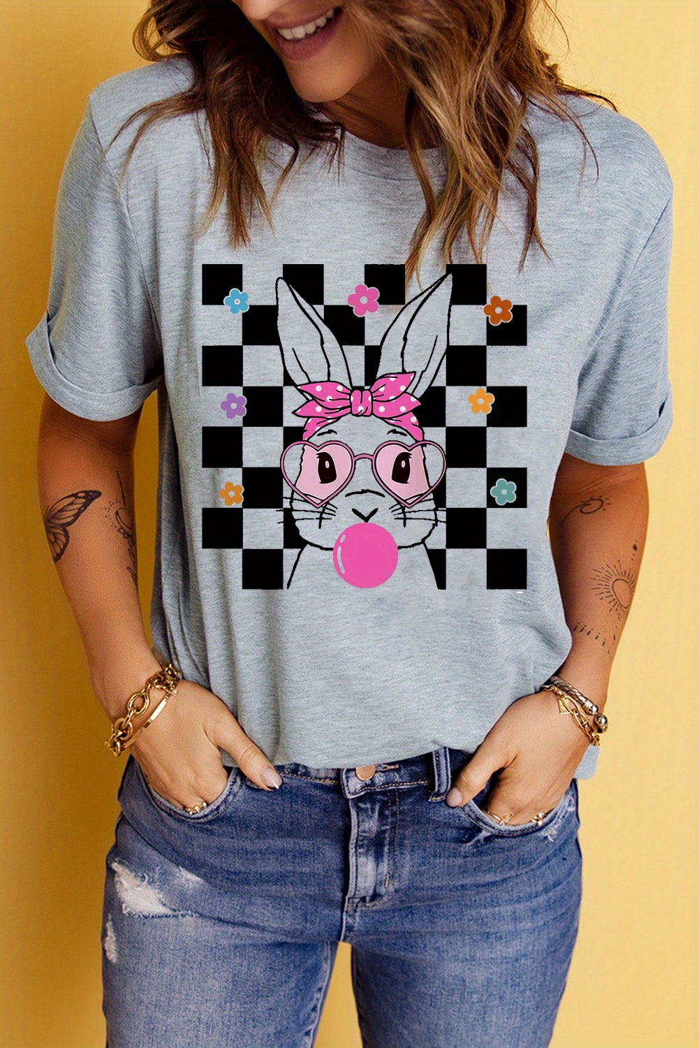 Benchpressing white bunny T-shirt (UK) main image 1