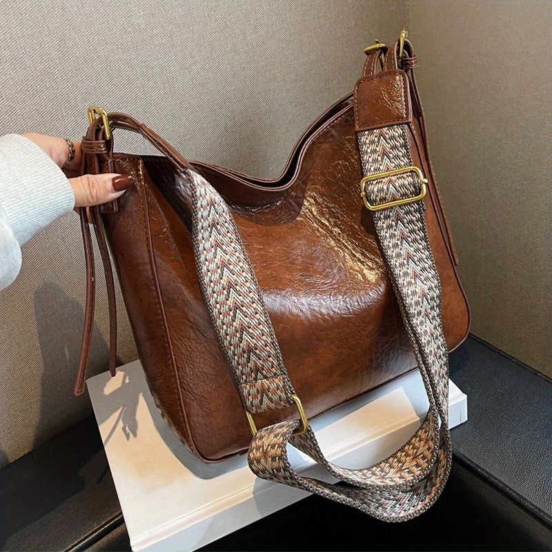 Almost brand new Brahmin purse complete with all accessories for