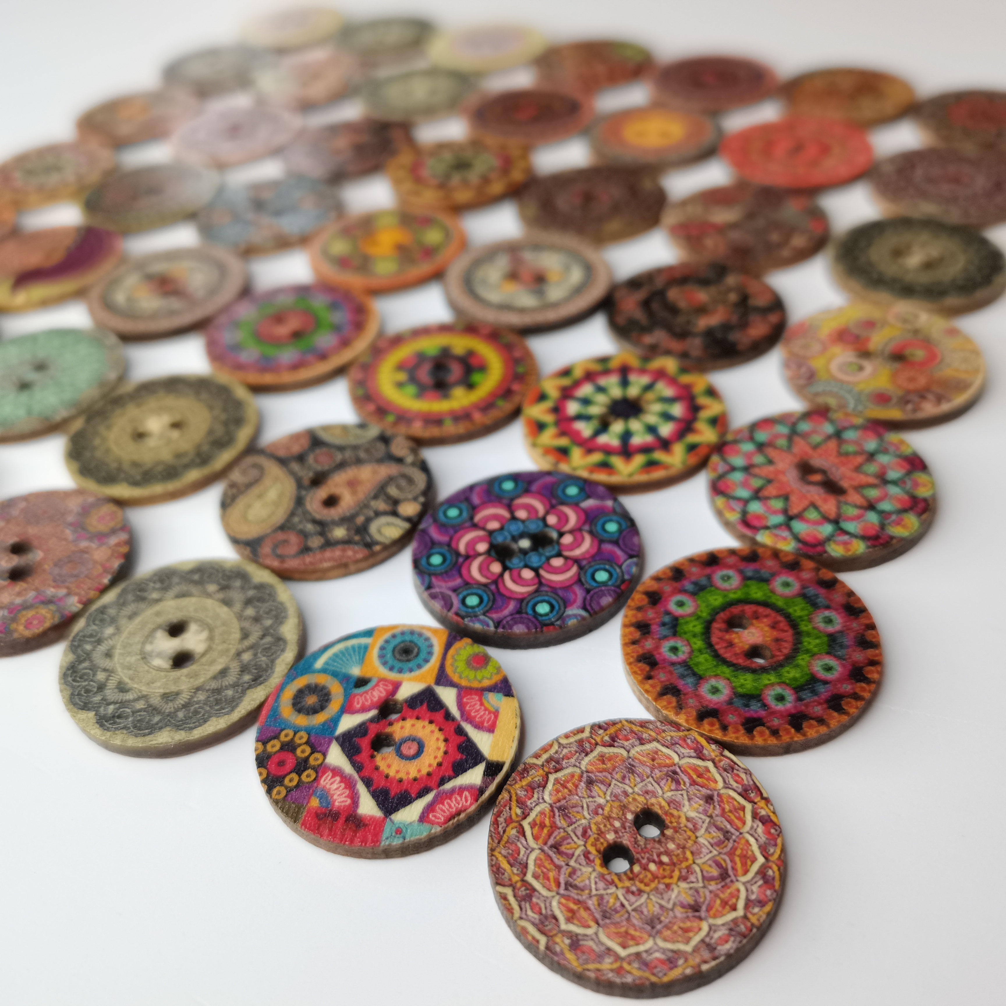 Cheap 100pcs 3/4inch Wooden Buttons Mixed Pattern Flower Shape Vintage  Decorative 2 Holes Sewing Works