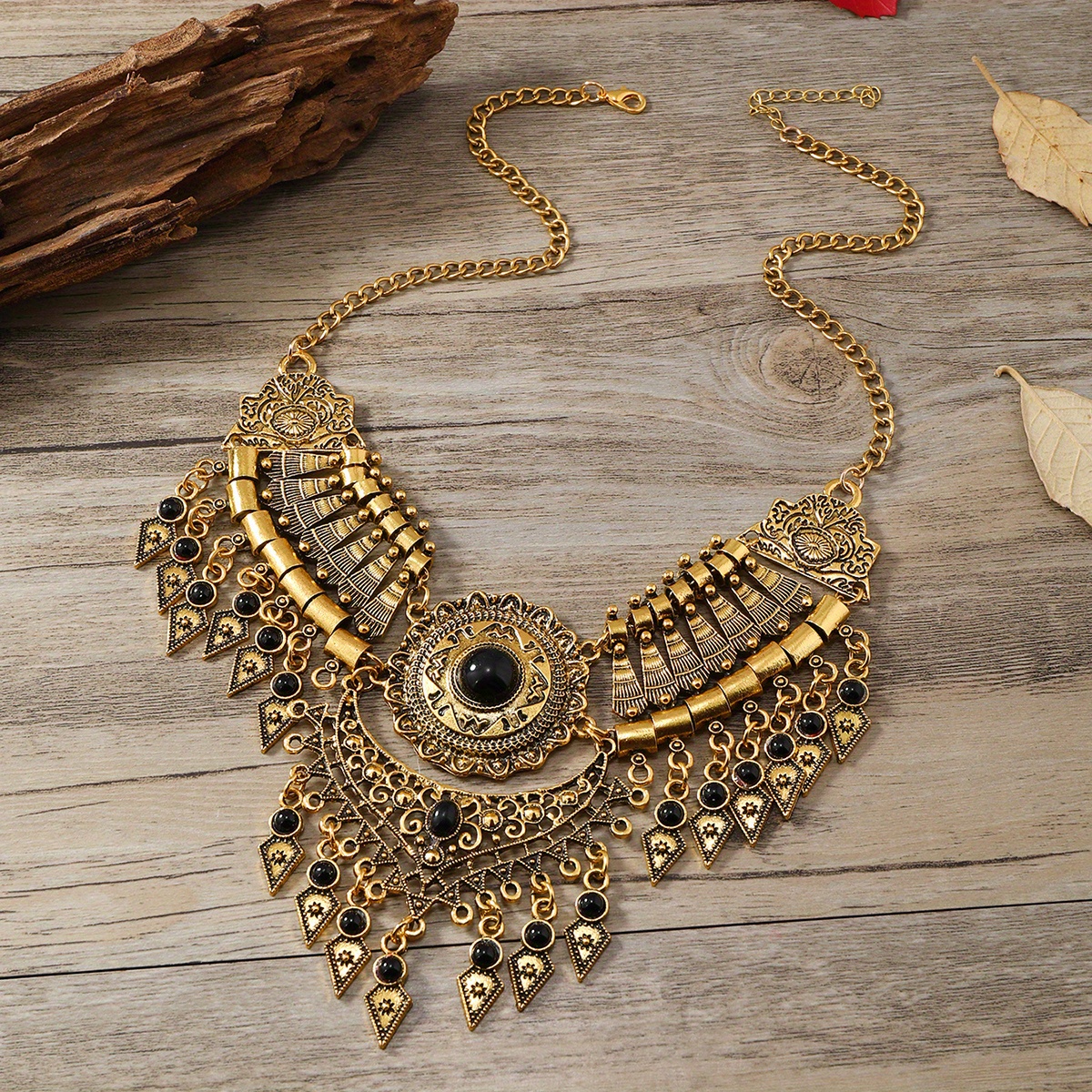 E-shop Vintage Boho Stil Silbervergoldetes Anhängerkettchen, Zinklegierung mit Harz-Einlage, Ethnisches Stammes-Kragen-Schnürhalsband, Vielseitig für